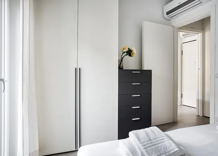 Hostmate - - Genesio -Maciachini